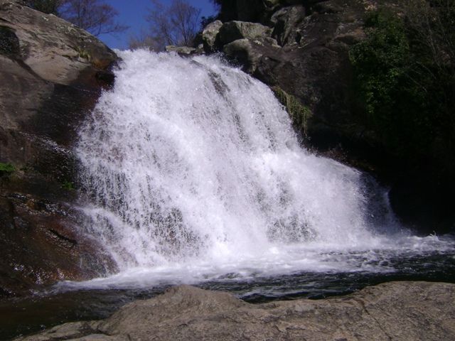 Cascada del diablo en Villanueva de la vera - fuente: www.memorias de unturista